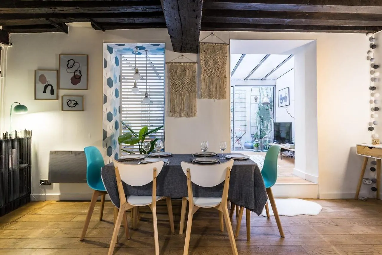 Cmg Charlot - Republique Apartment