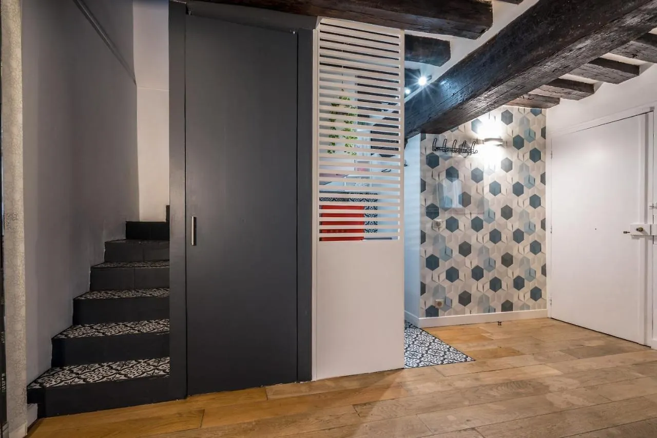 Apartment Cmg Charlot - Republique